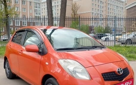 Toyota Yaris III рестайлинг, 2006 год, 480 000 рублей, 2 фотография