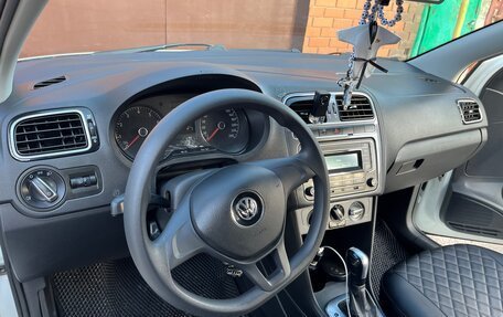 Volkswagen Polo VI (EU Market), 2018 год, 750 000 рублей, 10 фотография