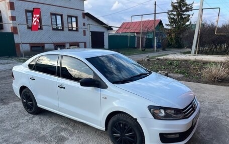 Volkswagen Polo VI (EU Market), 2018 год, 750 000 рублей, 4 фотография