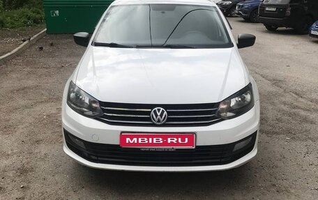 Volkswagen Polo VI (EU Market), 2016 год, 900 000 рублей, 1 фотография