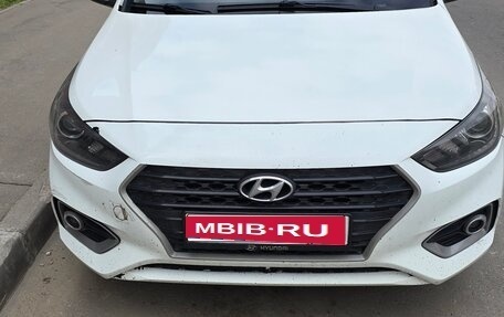 Hyundai Solaris II рестайлинг, 2018 год, 1 050 000 рублей, 1 фотография