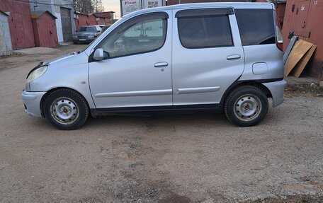Toyota FunCargo, 2002 год, 314 000 рублей, 3 фотография