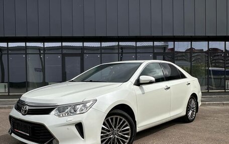 Toyota Camry, 2016 год, 2 265 000 рублей, 6 фотография