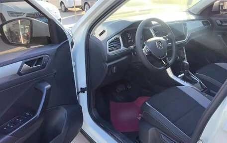 Volkswagen T-Roc I, 2021 год, 1 519 000 рублей, 9 фотография