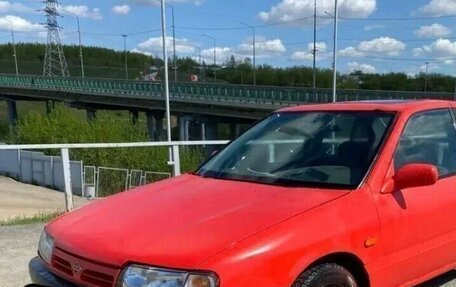 Nissan Primera II рестайлинг, 1991 год, 80 000 рублей, 1 фотография