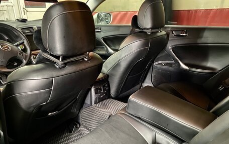 Lexus IS II рестайлинг 2, 2007 год, 1 750 000 рублей, 17 фотография
