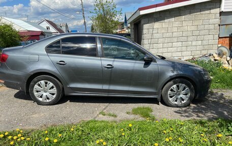 Volkswagen Jetta VI, 2012 год, 730 000 рублей, 2 фотография