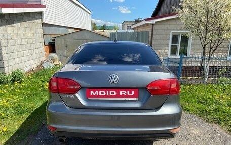 Volkswagen Jetta VI, 2012 год, 730 000 рублей, 4 фотография