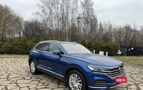Volkswagen Touareg III, 2019 год, 4 450 000 рублей, 2 фотография
