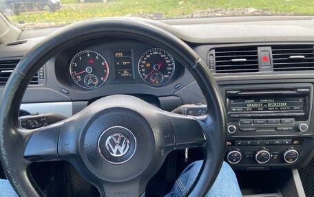 Volkswagen Jetta VI, 2012 год, 730 000 рублей, 7 фотография