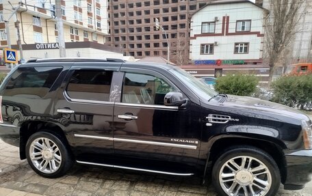Cadillac Escalade III, 2007 год, 1 800 000 рублей, 3 фотография