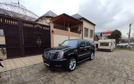 Cadillac Escalade III, 2007 год, 1 800 000 рублей, 7 фотография