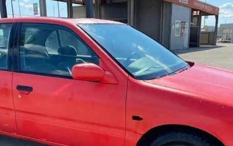 Nissan Primera II рестайлинг, 1991 год, 80 000 рублей, 3 фотография