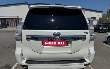 Toyota Land Cruiser Prado 150 рестайлинг 2, 2016 год, 3 620 000 рублей, 3 фотография
