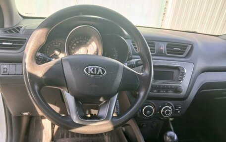 KIA Rio III рестайлинг, 2015 год, 830 000 рублей, 6 фотография