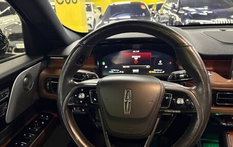 Lincoln Aviator II, 2022 год, 4 800 000 рублей, 5 фотография