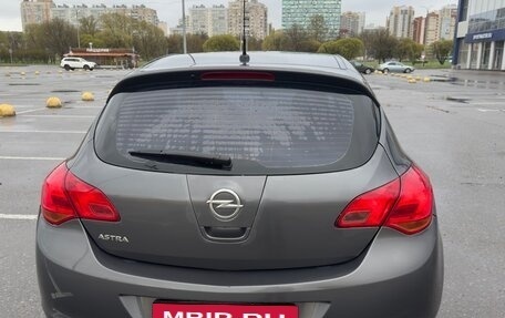 Opel Astra J, 2011 год, 510 000 рублей, 12 фотография