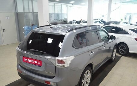 Mitsubishi Outlander III рестайлинг 3, 2012 год, 1 252 000 рублей, 7 фотография