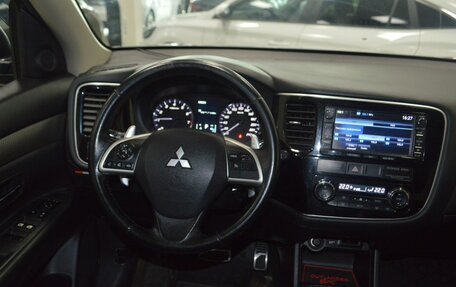 Mitsubishi Outlander III рестайлинг 3, 2012 год, 1 252 000 рублей, 31 фотография