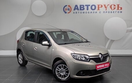 Renault Sandero II рестайлинг, 2015 год, 585 000 рублей, 1 фотография