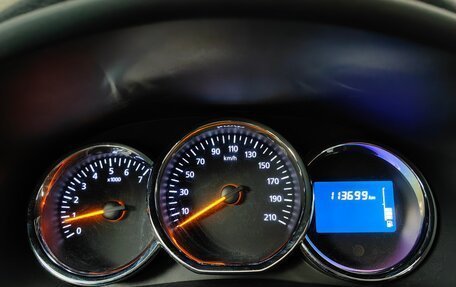 Renault Sandero II рестайлинг, 2015 год, 585 000 рублей, 16 фотография