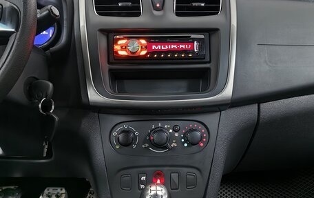Renault Sandero II рестайлинг, 2015 год, 585 000 рублей, 12 фотография