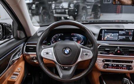 BMW 7 серия, 2019 год, 6 200 000 рублей, 13 фотография