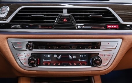 BMW 7 серия, 2019 год, 6 200 000 рублей, 17 фотография