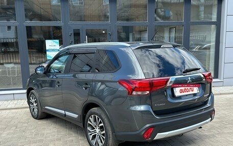 Mitsubishi Outlander III рестайлинг 3, 2015 год, 1 850 000 рублей, 4 фотография