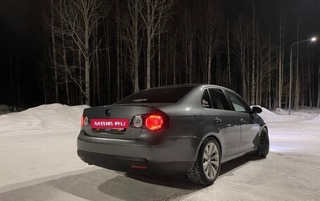 Volkswagen Jetta VI, 2008 год, 750 000 рублей, 28 фотография
