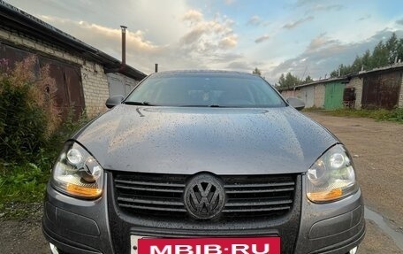 Volkswagen Jetta VI, 2008 год, 750 000 рублей, 21 фотография