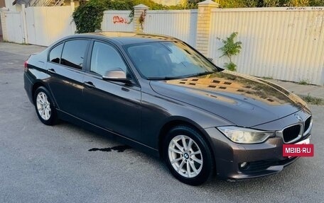BMW 3 серия, 2014 год, 1 850 000 рублей, 12 фотография