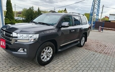 Toyota Land Cruiser 200, 2016 год, 6 200 000 рублей, 2 фотография
