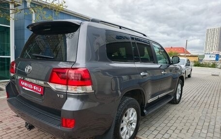 Toyota Land Cruiser 200, 2016 год, 6 200 000 рублей, 3 фотография