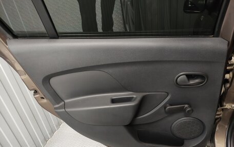 Renault Logan II, 2020 год, 820 000 рублей, 15 фотография