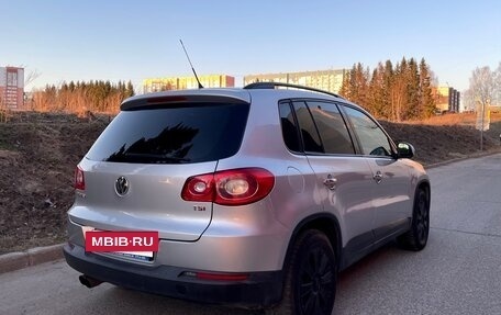 Volkswagen Tiguan I, 2010 год, 1 090 000 рублей, 4 фотография