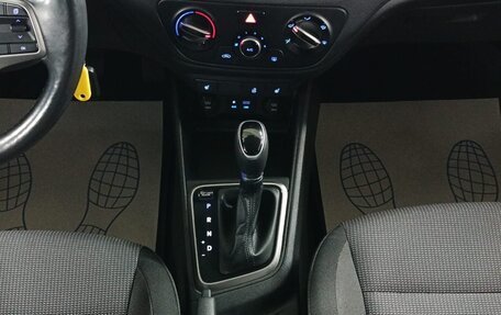 Hyundai Solaris II рестайлинг, 2017 год, 1 199 000 рублей, 16 фотография