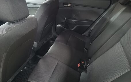 Hyundai Solaris II рестайлинг, 2017 год, 1 199 000 рублей, 19 фотография