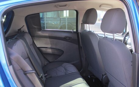 Chevrolet Spark III, 2011 год, 555 000 рублей, 15 фотография