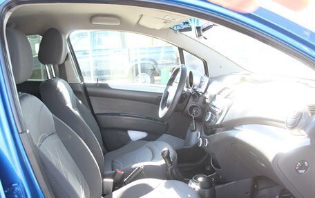Chevrolet Spark III, 2011 год, 555 000 рублей, 16 фотография