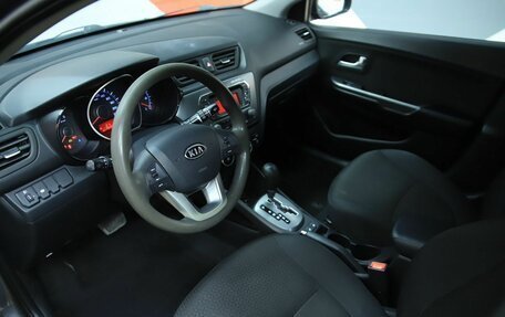 KIA Rio III рестайлинг, 2012 год, 830 000 рублей, 10 фотография
