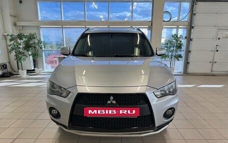 Mitsubishi Outlander III рестайлинг 3, 2011 год, 1 130 000 рублей, 3 фотография