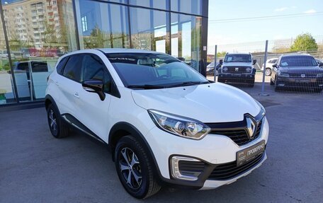 Renault Kaptur I рестайлинг, 2019 год, 1 398 900 рублей, 3 фотография