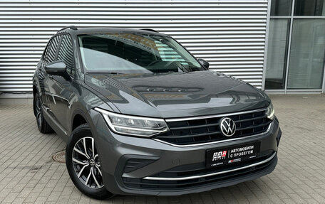 Volkswagen Tiguan II, 2021 год, 2 250 000 рублей, 3 фотография