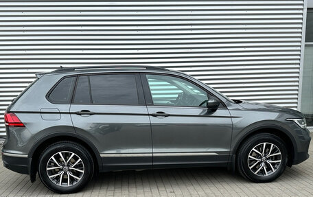 Volkswagen Tiguan II, 2021 год, 2 250 000 рублей, 4 фотография