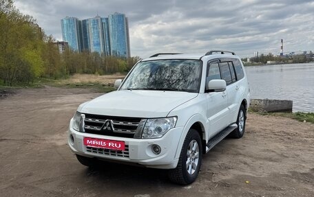 Mitsubishi Pajero IV, 2012 год, 1 750 000 рублей, 3 фотография