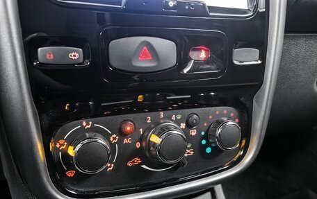 Renault Duster I рестайлинг, 2013 год, 1 055 000 рублей, 18 фотография