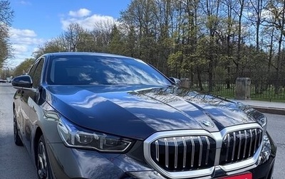 BMW 5 серия, 2023 год, 7 699 000 рублей, 1 фотография