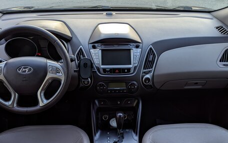 Hyundai ix35 I рестайлинг, 2011 год, 1 300 000 рублей, 7 фотография