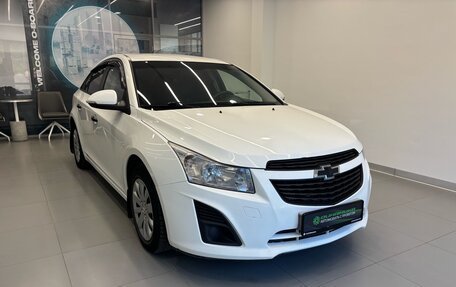 Chevrolet Cruze II, 2014 год, 670 000 рублей, 3 фотография